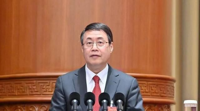 如何應(yīng)對(duì)外貿(mào)面臨的挑戰(zhàn)？海關(guān)總署原副署長(zhǎng)權(quán)威解答